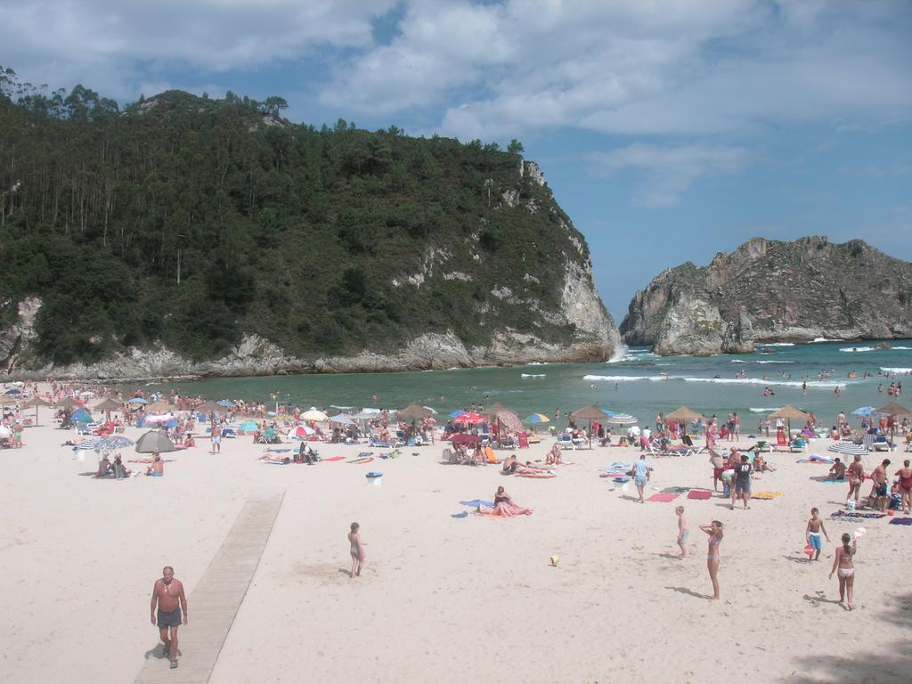 Viviendas De Uso Turistico La Arboleda I Y II Colombres Værelse billede